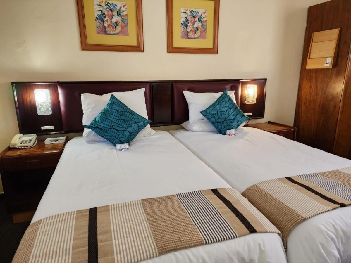 Royal Hotel Ladysmith Esterno foto
