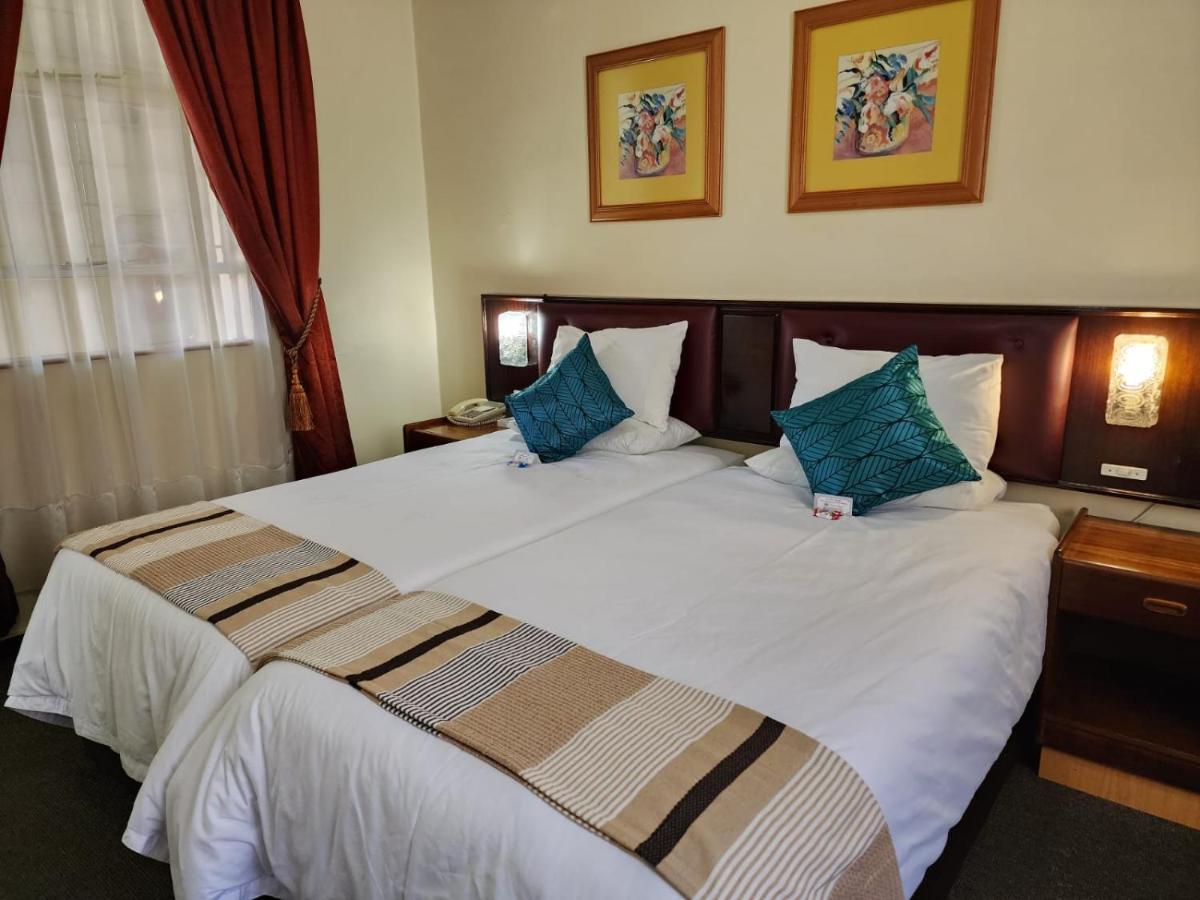 Royal Hotel Ladysmith Esterno foto
