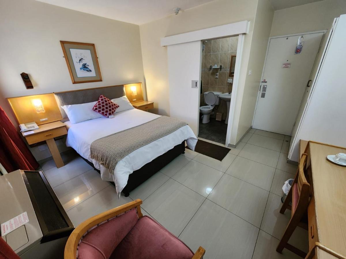 Royal Hotel Ladysmith Esterno foto