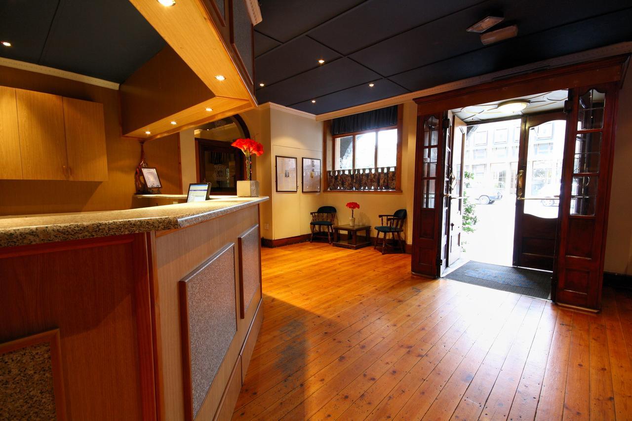 Royal Hotel Ladysmith Esterno foto
