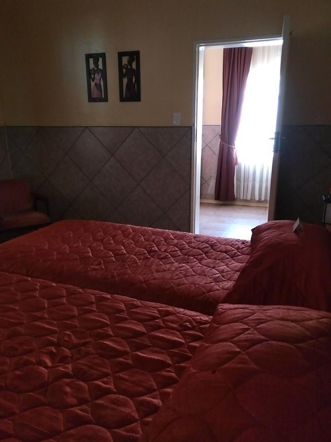 Royal Hotel Ladysmith Esterno foto